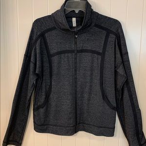 🍋Lululemon Jacket size 8